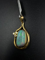 9ct Opal/Diamond Pendant 5.9gms