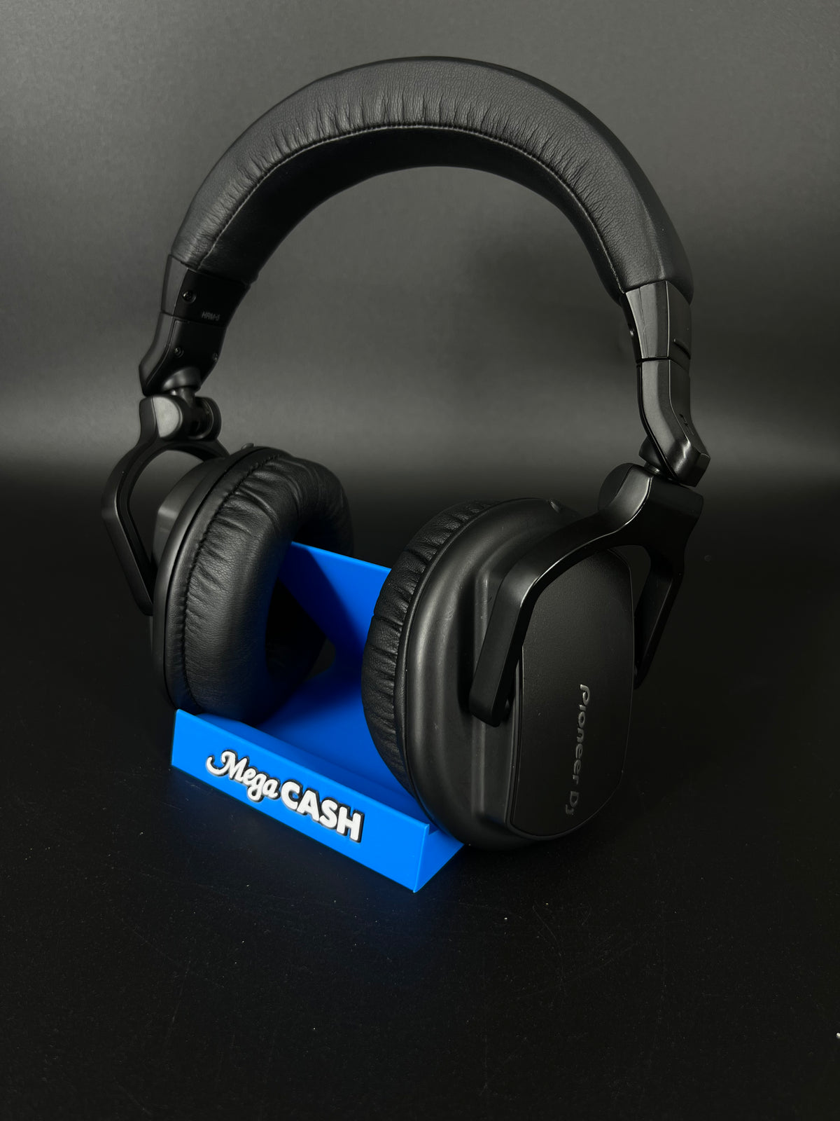 Pioneer Headphones HRM-5 with Pouch and Cable