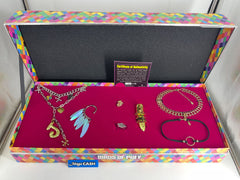 DC COLLECTABLE SALESONE STUDIOS BIRDS OF PREY REPLICA JEWELLRY SET