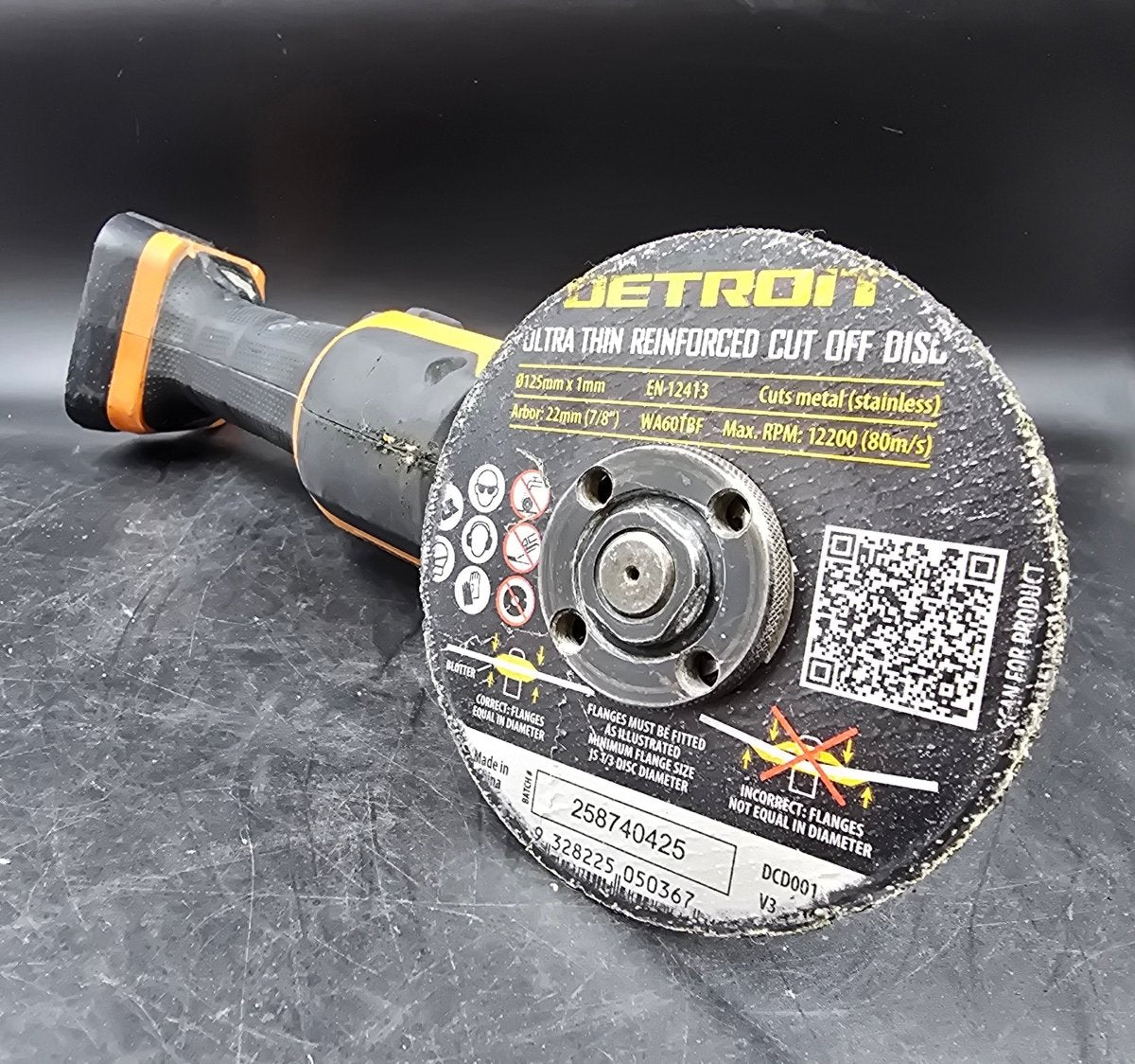 AEG - 18V 125mm Cordless AnglE Grinder - BEWS18125BLC - Mega Cash Sydney