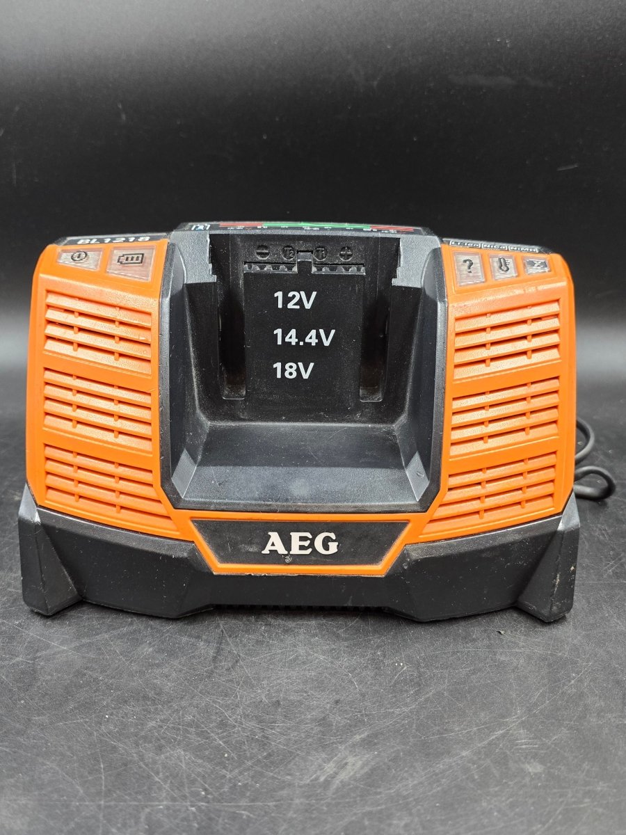 AEG - 18v Rotary Hammer Drill and Battery/Charger Combo - BBH18BL - Mega Cash Sydney