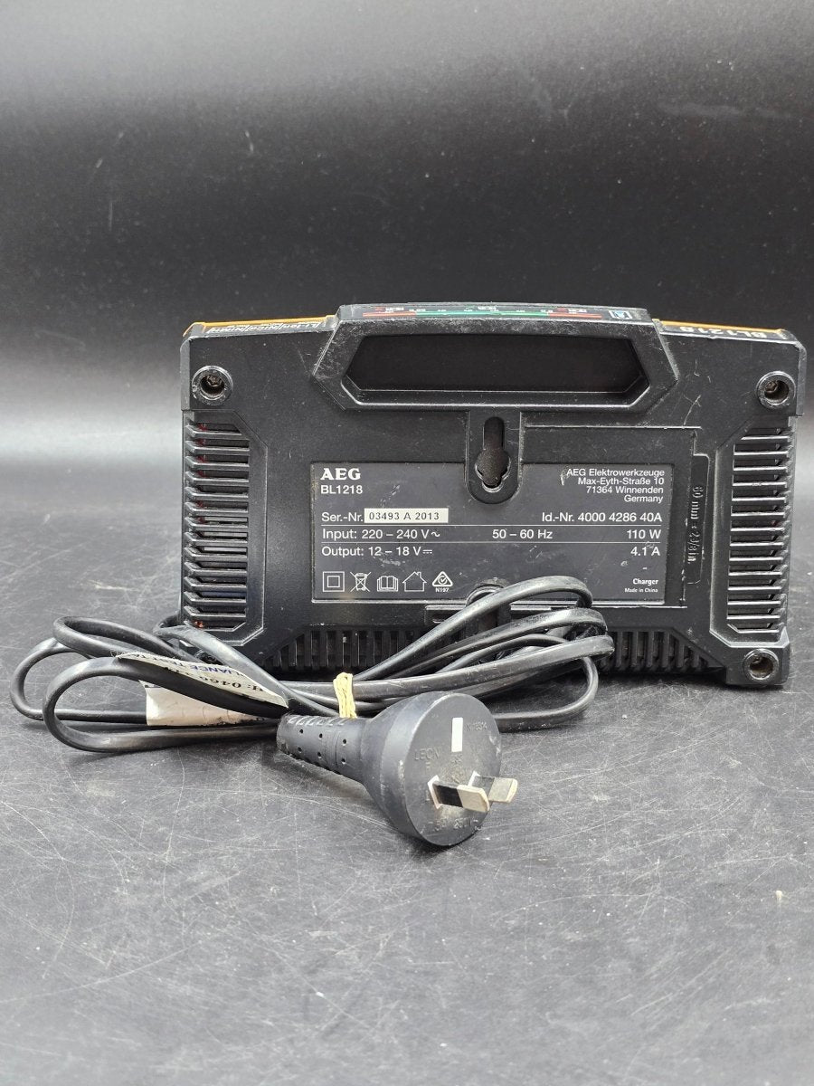 AEG - 18v Rotary Hammer Drill and Battery/Charger Combo - BBH18BL - Mega Cash Sydney