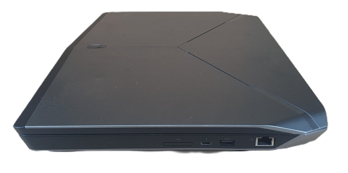 ALIENWARE LAPTOP 17 R3 - Intel i7 - 6700HQ @ 2.60GHz 16GB/1TB WITH CHARGER - Mega Cash Sydney