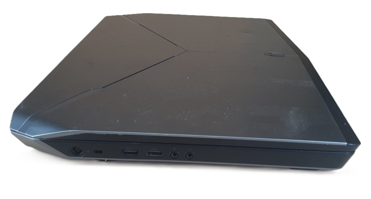 ALIENWARE LAPTOP 17 R3 - Intel i7 - 6700HQ @ 2.60GHz 16GB/1TB WITH CHARGER - Mega Cash Sydney