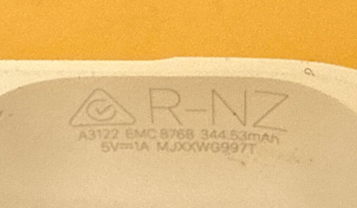 Apple AirPods Pro 3 - Ear buds - Mega Cash Sydney