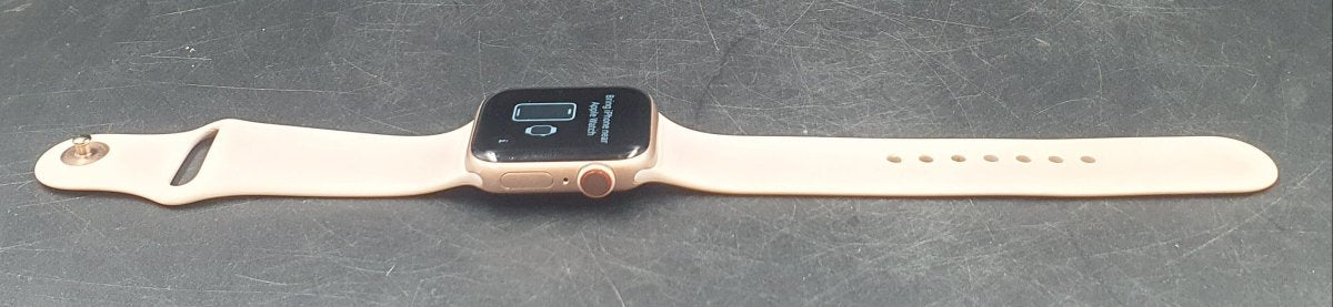 APPLE SMART WATCH - 40mm - A2007 | MTVG2X/A - SERIES 4 - GPS & CELL - Mega Cash Sydney