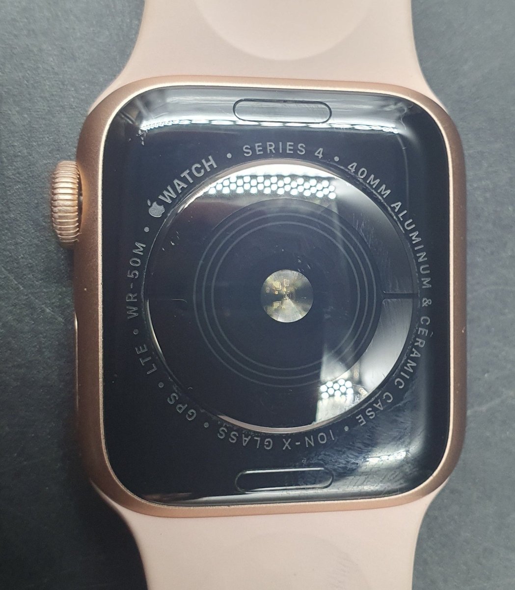 APPLE SMART WATCH - 40mm - A2007 | MTVG2X/A - SERIES 4 - GPS & CELL - Mega Cash Sydney