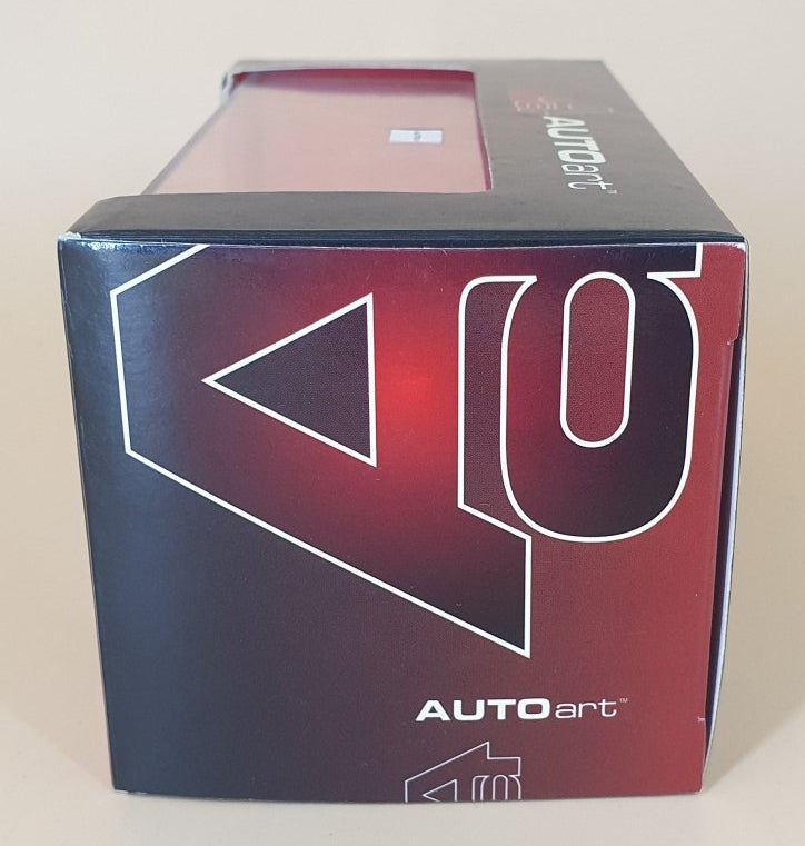 AutoArt - 1:43 Holden Commodore VY HRT Race Car 2003 Mark Skaife - Mega Cash Sydney