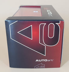AutoArt - 1:43 Holden Commodore VY HRT Race Car 2003 Mark Skaife - Mega Cash Sydney