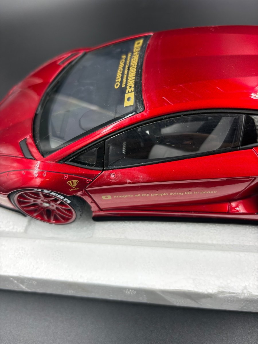 AUTOART DIECAST LIBERTY WALK LAMBORGHINI AVENTADOR 1/18 SCALE MODEL CAR - DAMAGED MIRRORS WITH SLIGHT SCRATCHES - Mega Cash Sydney