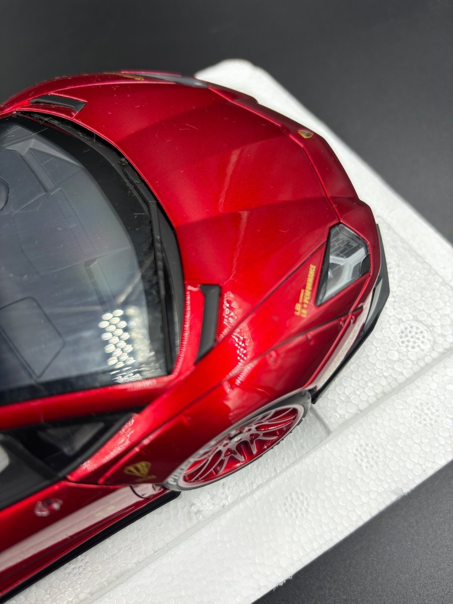 AUTOART DIECAST LIBERTY WALK LAMBORGHINI AVENTADOR 1/18 SCALE MODEL CAR - DAMAGED MIRRORS WITH SLIGHT SCRATCHES - Mega Cash Sydney