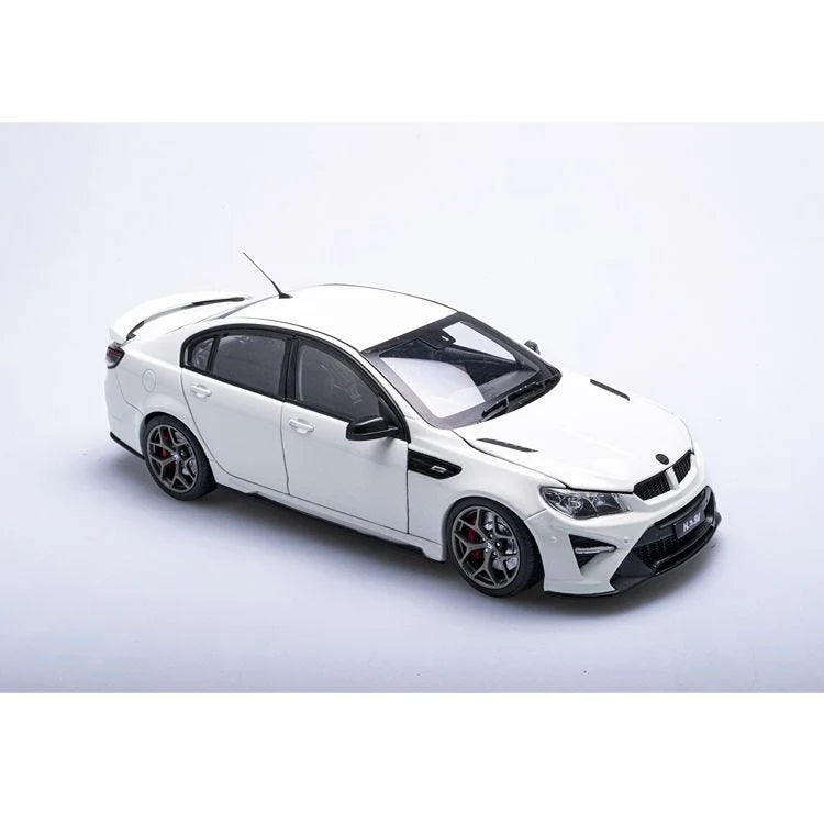 1:18 Scale -  HSV GTSR - Heron White - Biante - B182917D