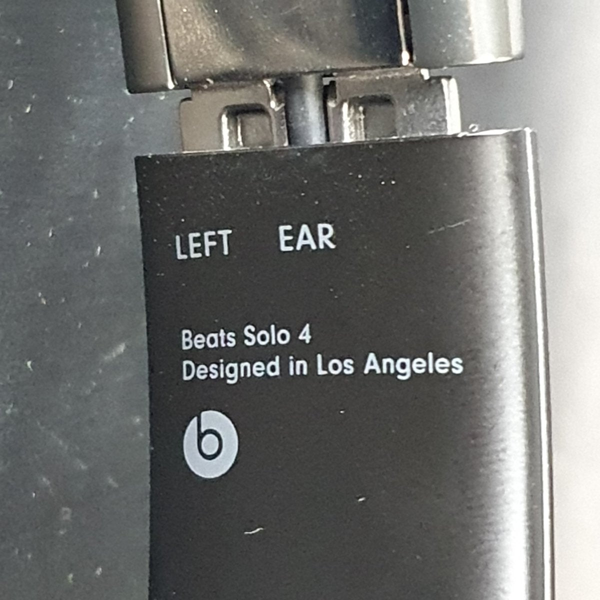 Beats Solo 4 - Heaadphones - Mega Cash Sydney