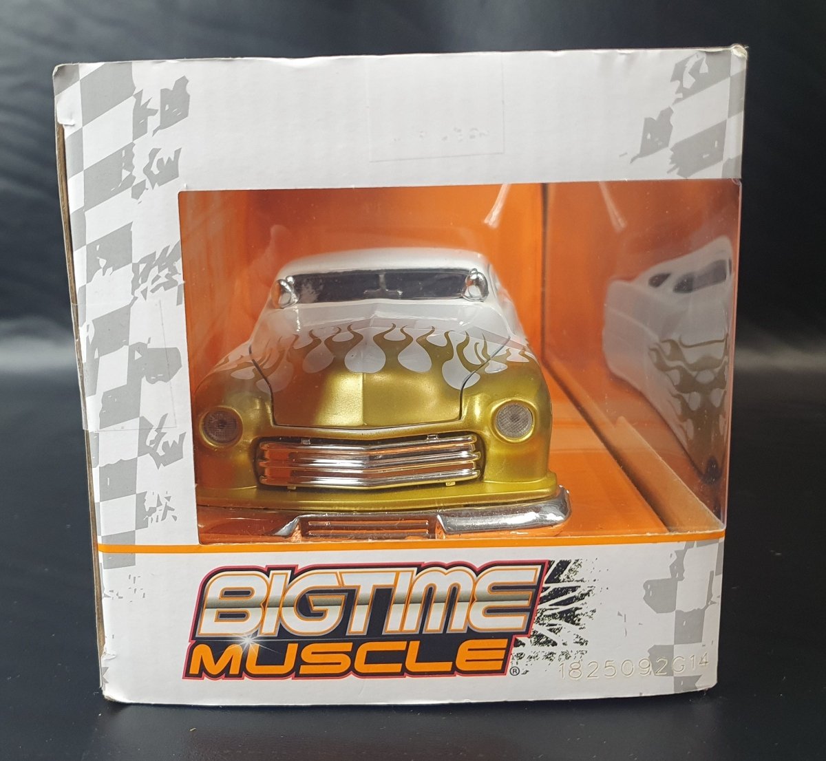 Big Time Muscle - 1951 Mercury (White & Gold) 1/24th Scale Die - Cast Vehicle Replica - Mega Cash Sydney