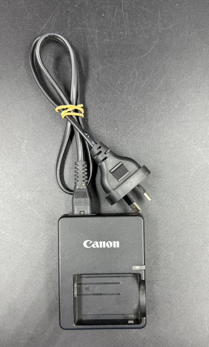 Canon EOS 450D Camera with AF - S 18 - 55mm Lens - Mega Cash Sydney