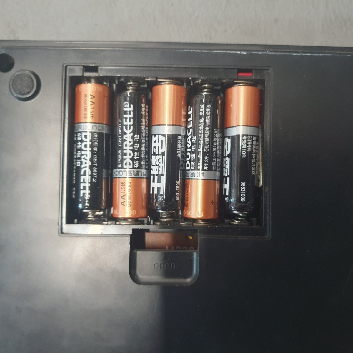 Casio PT - 180 - 32 key mini keyboard synth 80s - Mega Cash Sydney