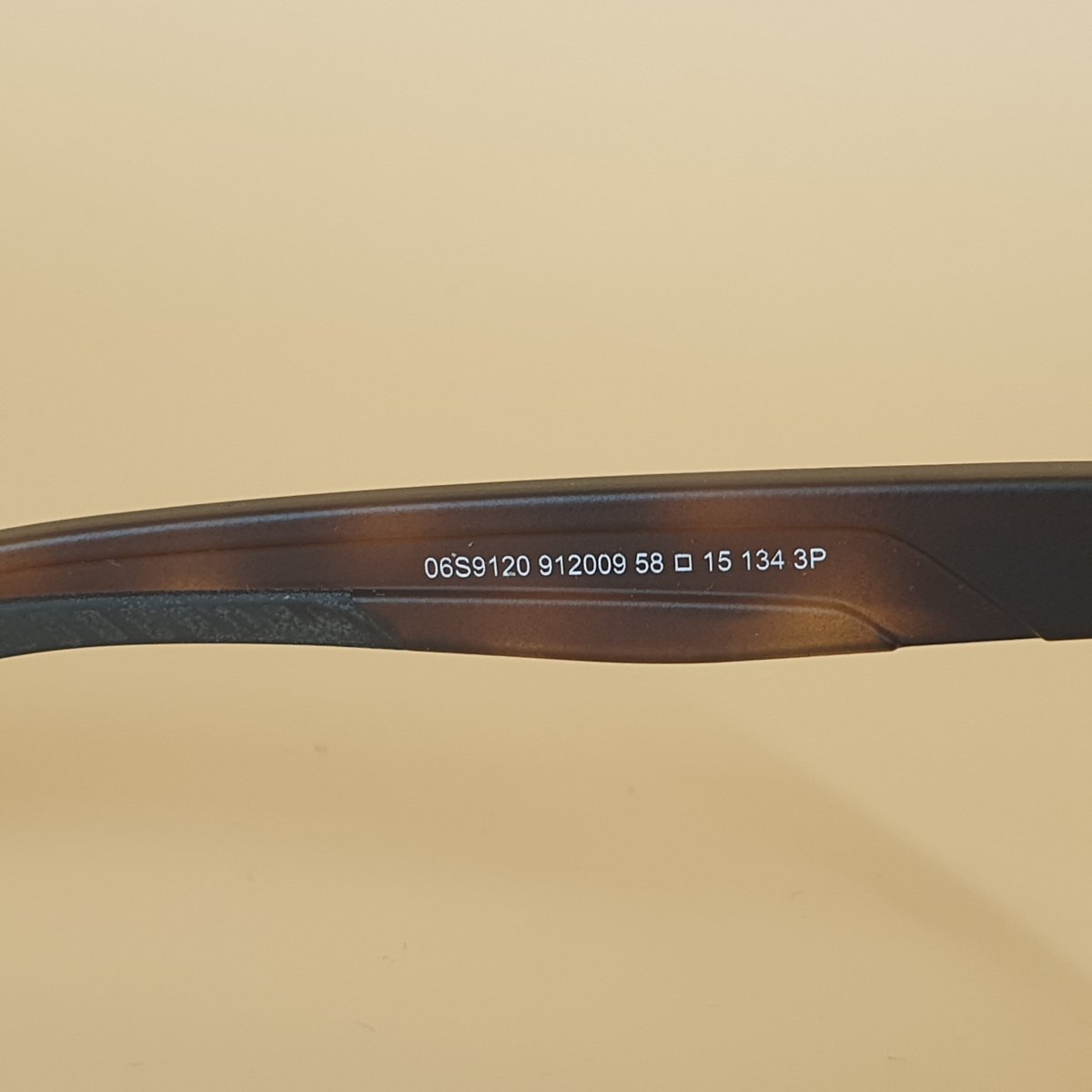 COSTA SUNGLASSES BROADBILL 2 IN CASE - Mega Cash Sydney