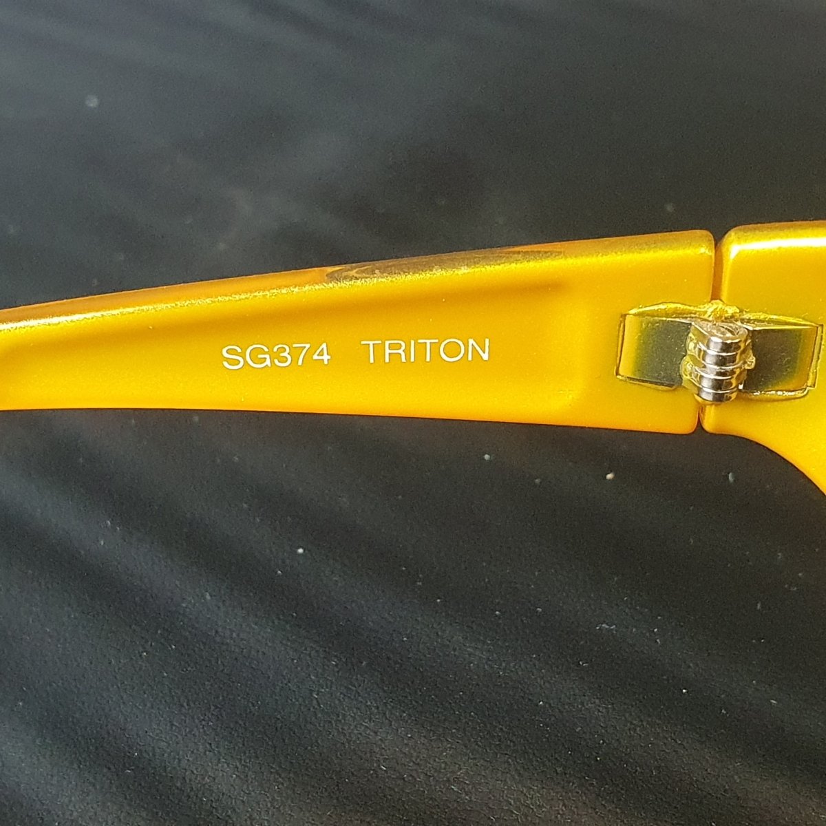 Daggers SG374 Triton - Sunglasses - Mega Cash Sydney