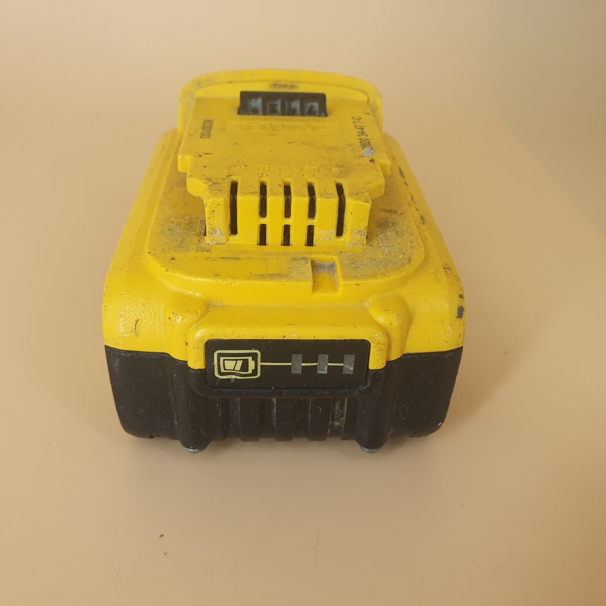 DeWALT - 18V 5.0Ah Li - ion Battery - DCB184 - XE - Mega Cash Sydney