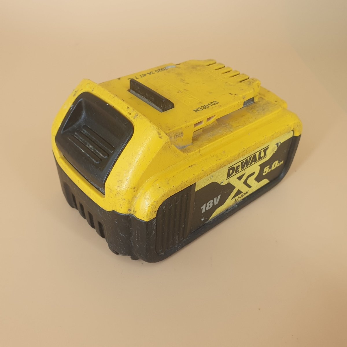 DeWALT - 18V 5.0Ah Li - ion Battery - DCB184 - XE - Mega Cash Sydney