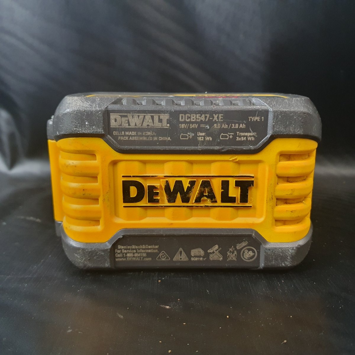 DeWalt - DCB547-XE - 18V-54V 9.0Ah XR Flexvolt Li-Ion Battery - Mega Cash Sydney