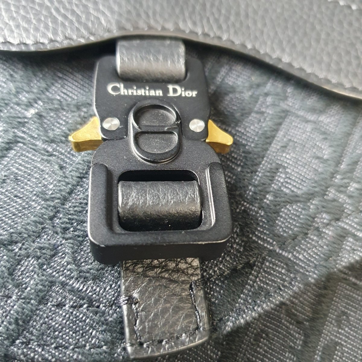 DIOR - Saddle Messenger Bag Black Dior Oblique Jacquard & Black Grained Calfskin - Mega Cash Sydney