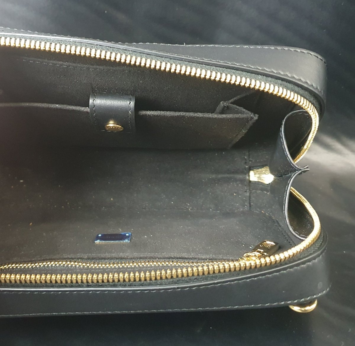 DOLCE & GABBANA - DG Logo Mini Bag - PZ 8099 - Mega Cash Sydney