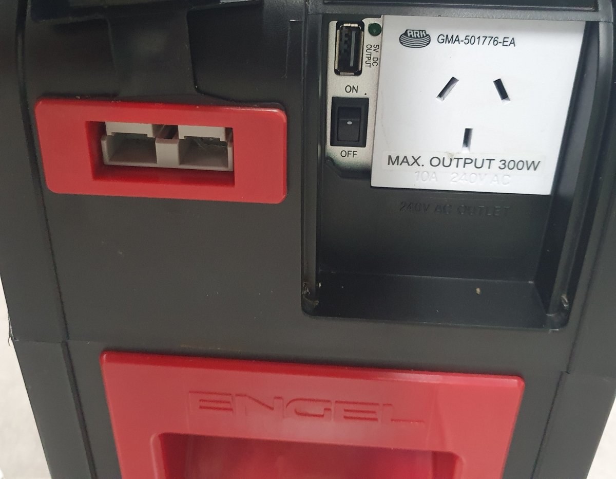 ENGEL - Series 2 - Smart Battery Box with Battery & Charger - Mega Cash Sydney