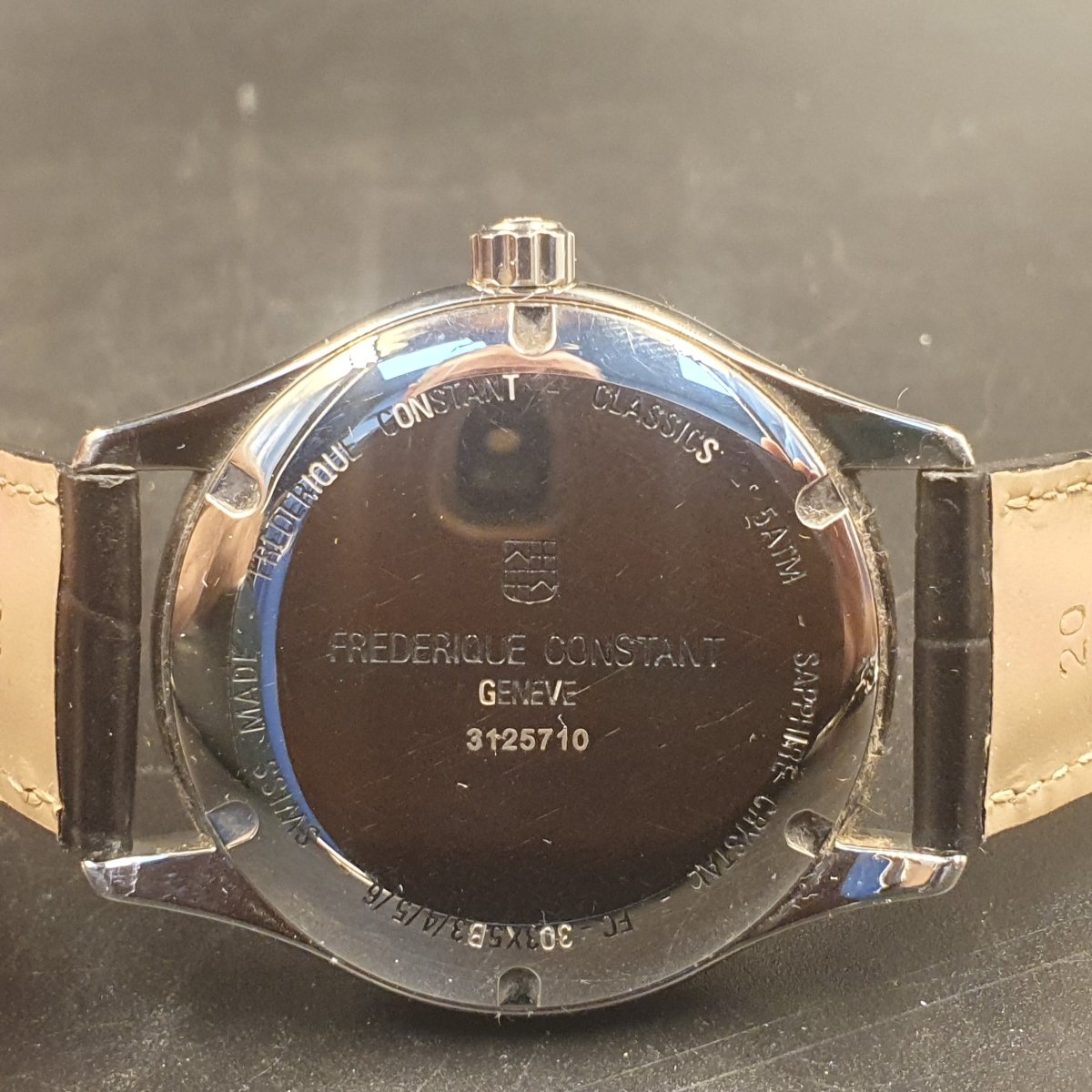Frederique Constatnt - Geneve - 3125710 - UNISEX Watch - Mega Cash Sydney