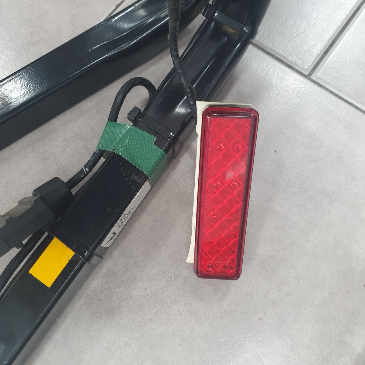 FX3T – Towbar mounted bike carrier - Mega Cash Sydney