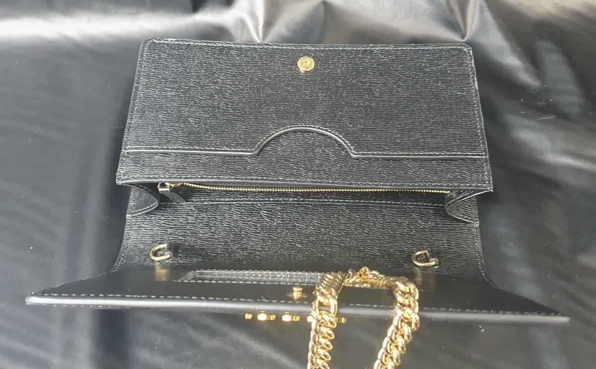 Gucci - GG Script Black Wallet & Chain (661S) - Mega Cash Sydney