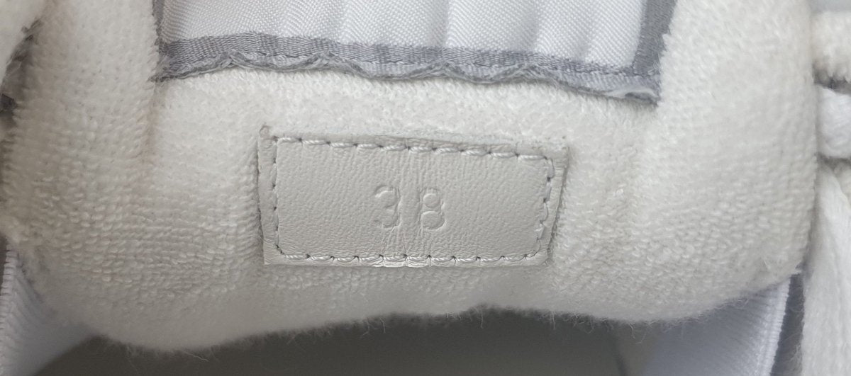 GUCCI - Screener Sneakers - Size 38 - Mega Cash Sydney