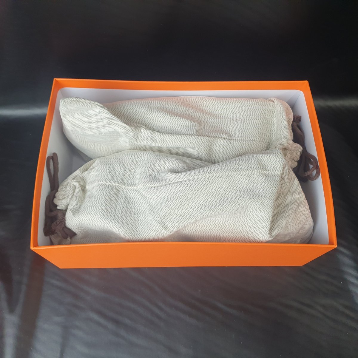 HERMES - Nappa Jet Sneakers - Size 40 - Mega Cash Sydney