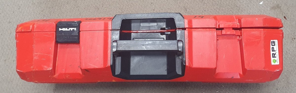 HILTI - DEMOLITION HAMMER - TE 1000 - AVR with CHISELS AND POWER LEAD - Mega Cash Sydney