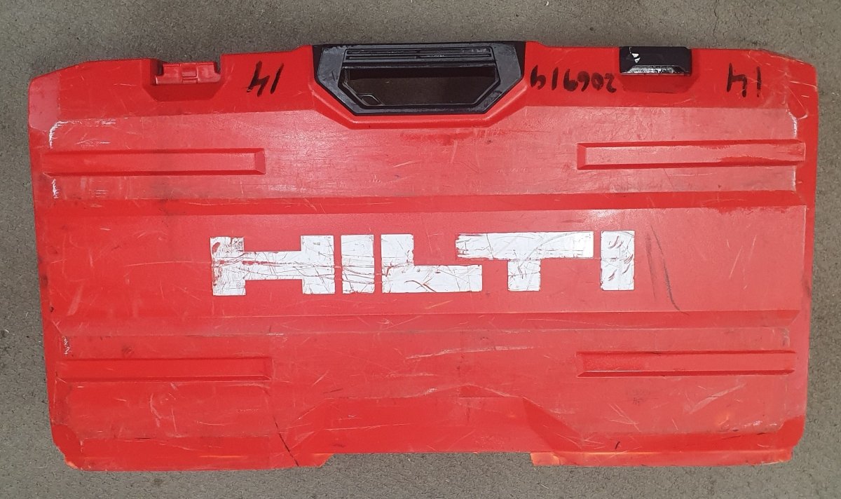 HILTI - DEMOLITION HAMMER - TE 1000 - AVR with CHISELS AND POWER LEAD - Mega Cash Sydney