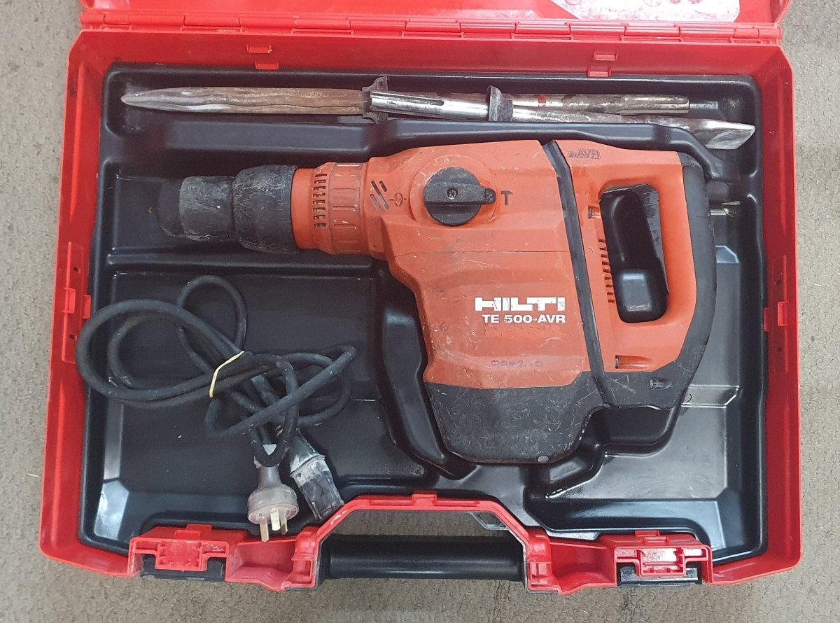 HILTI - DEMOLITION HAMMER - TE 500 - AVR with CHISELS AND POWER LEAD - Mega Cash Sydney