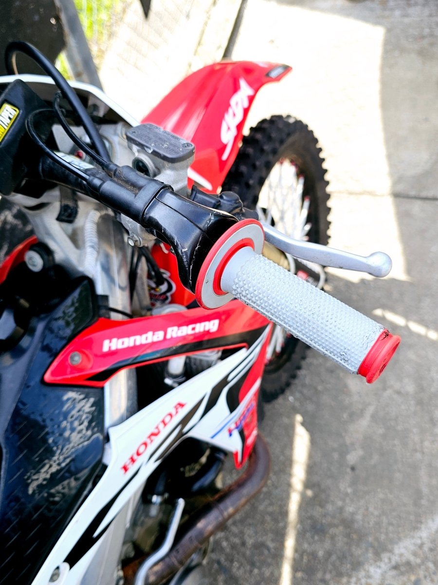 Honda Motorbike CRF450 2015 - Manual - Mega Cash Sydney