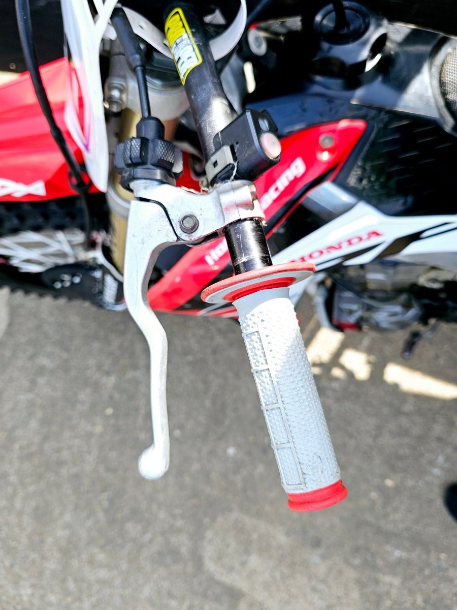 Honda Motorbike CRF450 2015 - Manual - Mega Cash Sydney