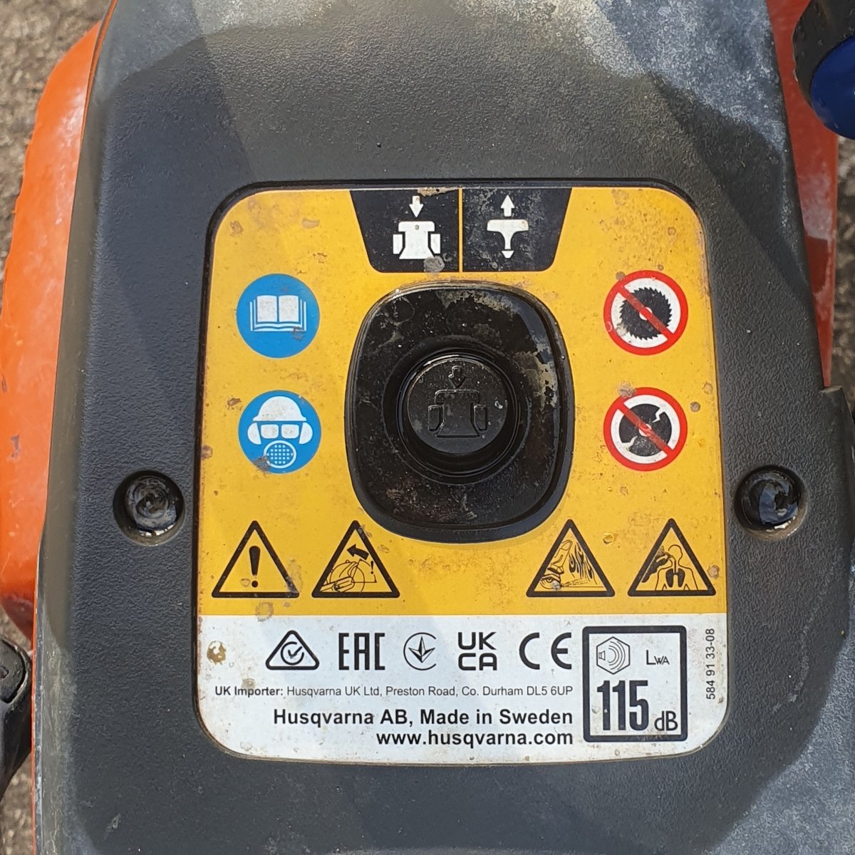 Husqvarna - K970 - Power Cutter 16" 400mm 14kW 11.6kg 2 Stroke - Mega Cash Sydney