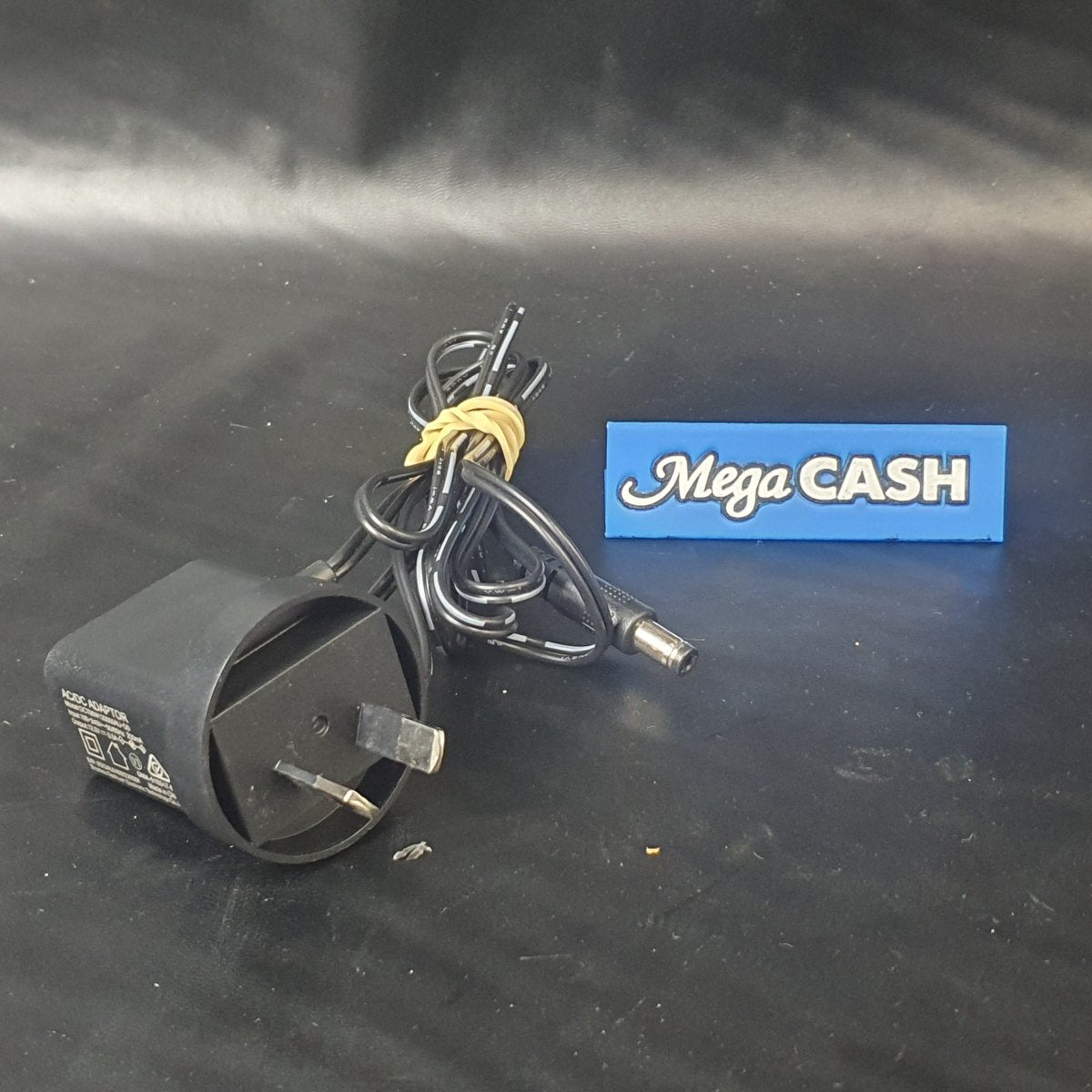 HUXLEY - LIGHT UP ELECTRONIC KEYBOARD - ALUKB - 0125 - Mega Cash Sydney