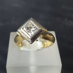Ladies 18ct With Diamond stone Square Shaped Solid Gold Ring - Mega Cash Sydney