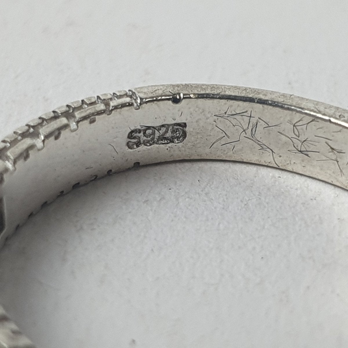 Ladies Silver CZ Ring 2.4GMS - Size N / 7 US - Mega Cash Sydney