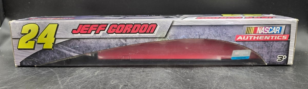 Lionel Racing - Nascar Authentics - Jeff Gordon 24 - 1/64 Scale - Hendrick Motorsports - Mega Cash Sydney