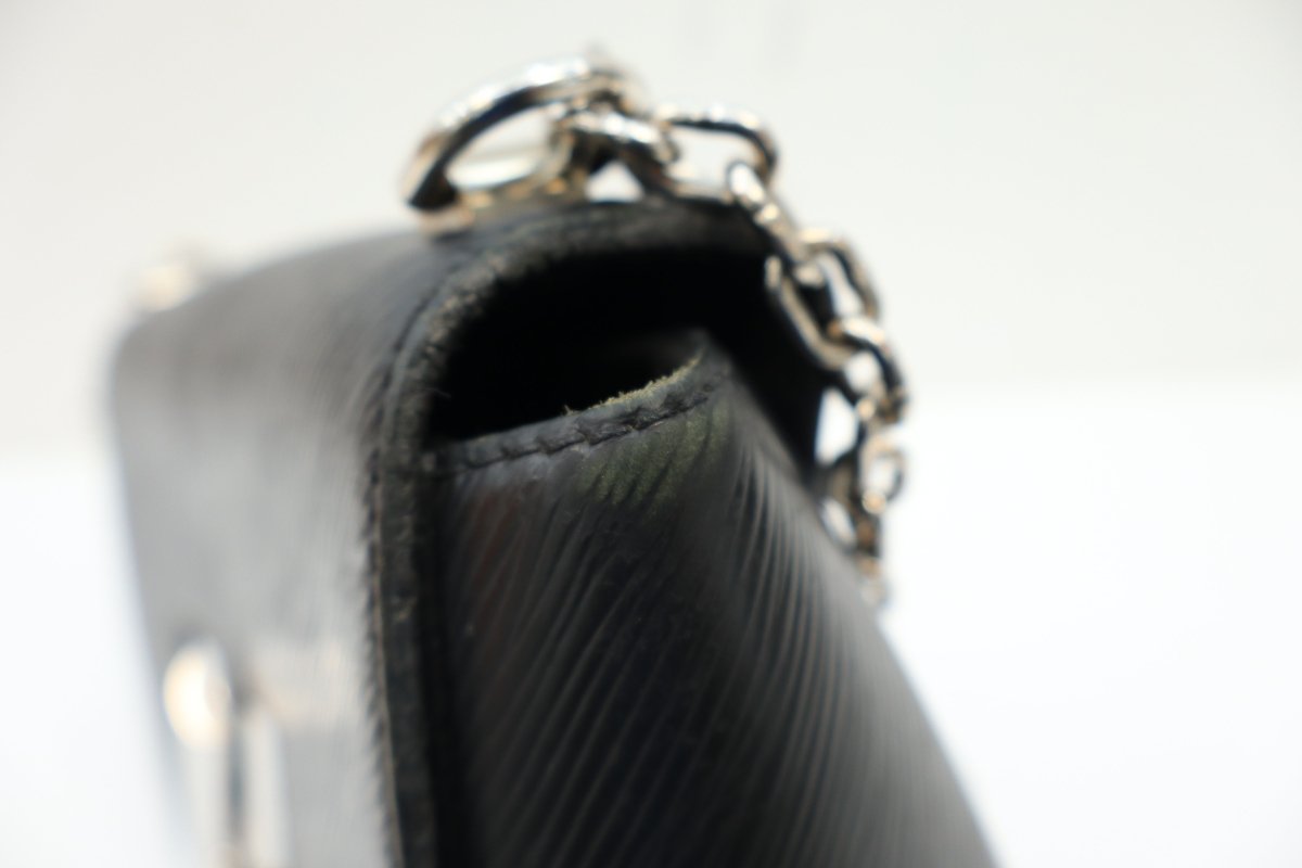 Louis Vuitton Epi Leather Twist MM Bag (M21110) - Mega Cash Sydney