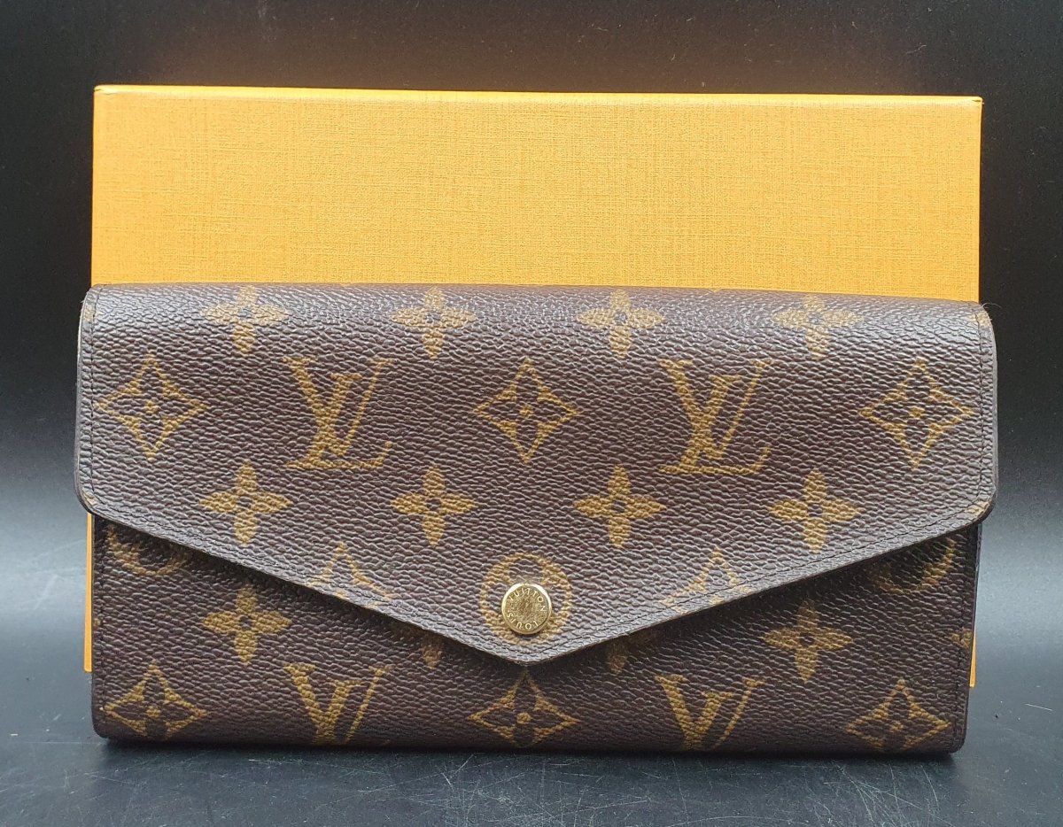 LOUIS VUITTON - Sarah Wallet - Rose Ballerine colour inside - M62235 - Mega Cash Sydney