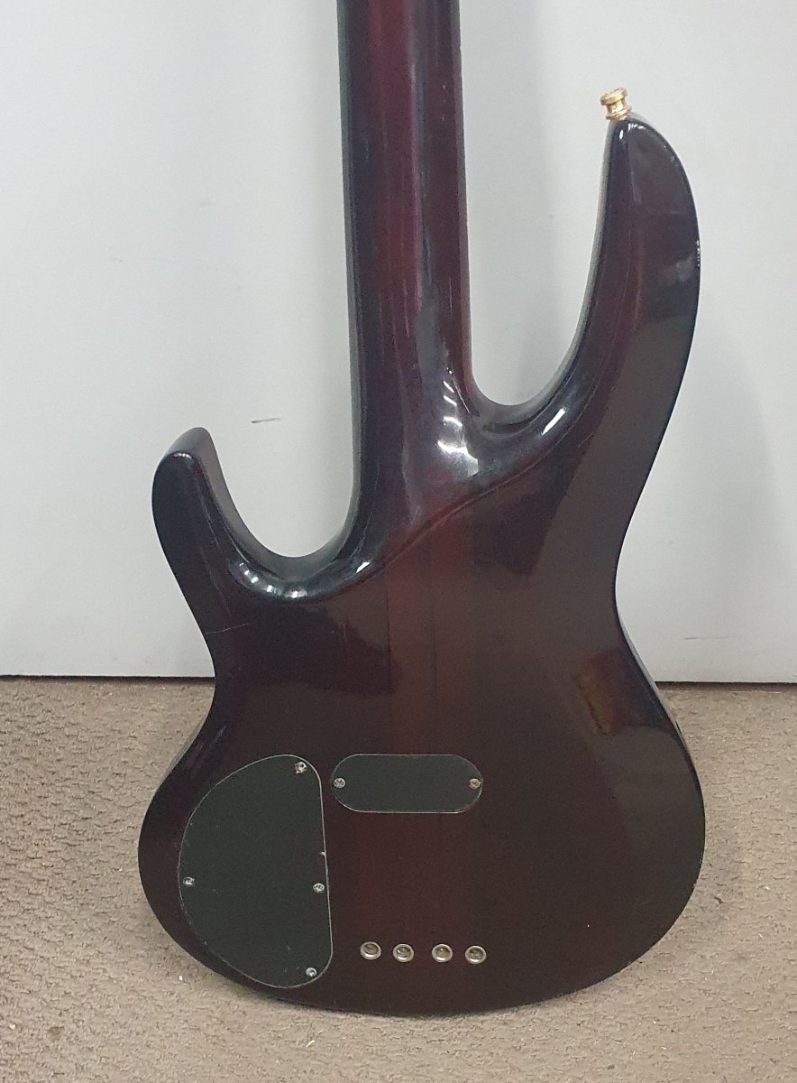 LTD ESP - 4 String Bass Guitar - B - 404 - 2006 - Korea - Mega Cash Sydney