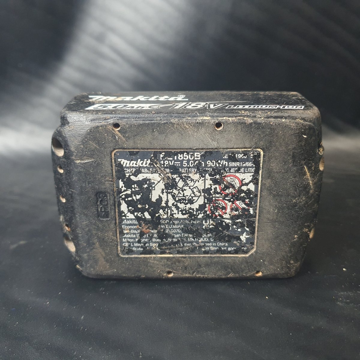 Makita - BL1850B - 18V 5.0Ah Tool Battery - Mega Cash Sydney