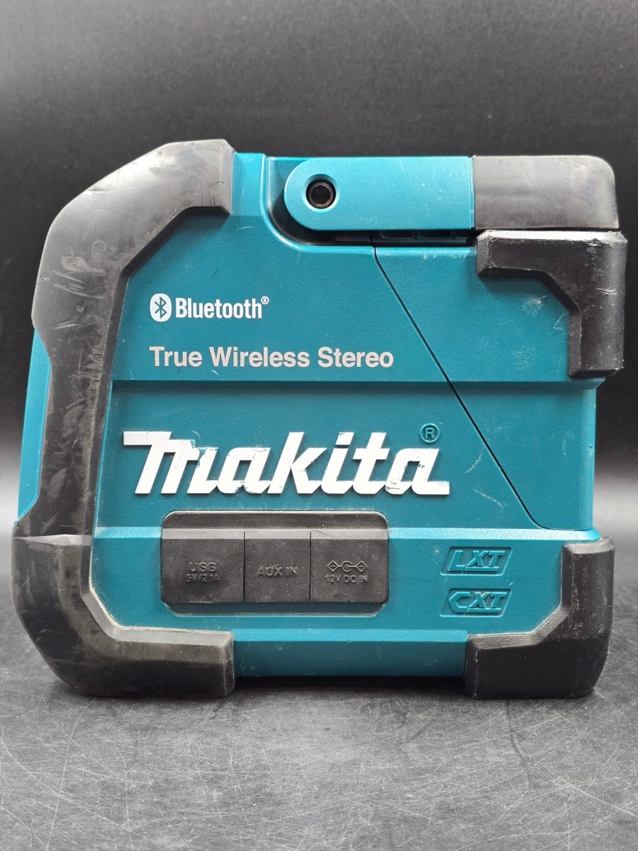 Makita - Portable Bluetooth Speaker - DMR203 with 1.5Ah Battery BL1815N - Mega Cash Sydney