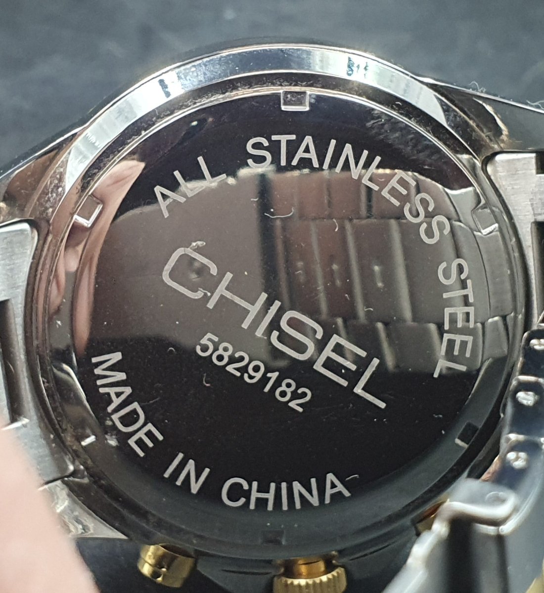 MENS CHISEL WATCH - 50.0GMS - 5829182 - CHRONOGRAPH - Mega Cash Sydney