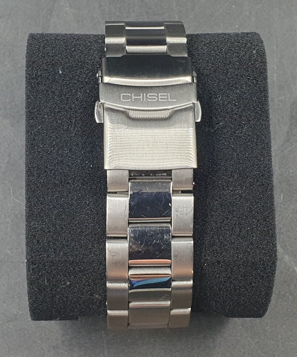 MENS CHISEL WATCH - 50.0GMS - SILVER STAINLESS STEEL BAND - CHRONOGRAPH - Mega Cash Sydney